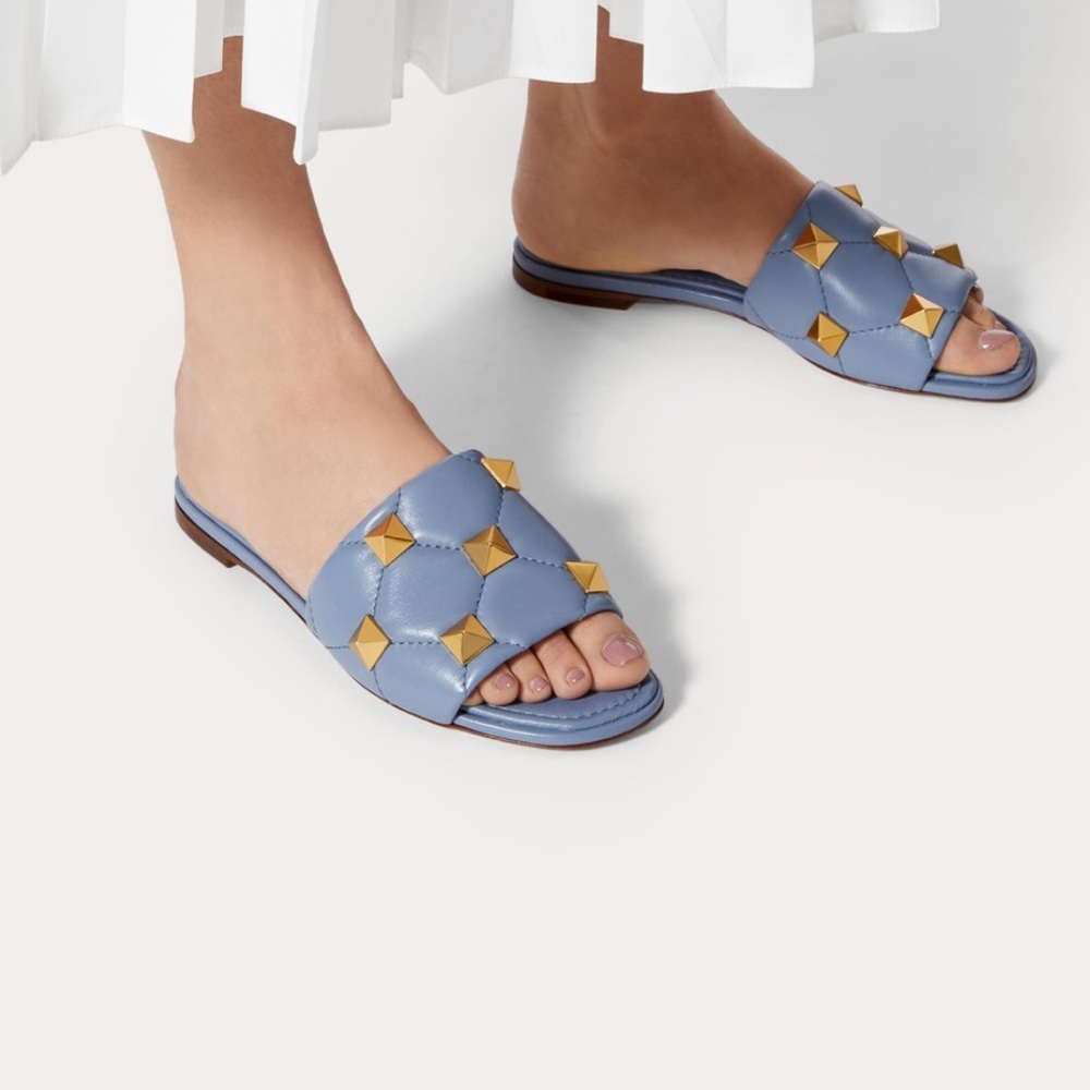 Valentino Garavani ROMAN STUD FLAT SLIDE SANDAL IN QUILTED NAPPA - Picture 5 of 12
